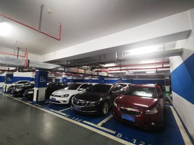 停車太難？海安這個商場停車場24小時開放，而且免費！